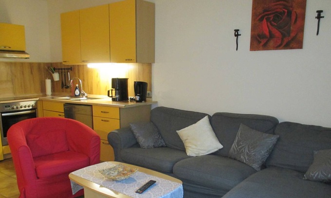 Weissenstadt Apartment | Reiterhof Finkenmühle Fewo Wicky - Ferienwohnung Wicky mit Balkon