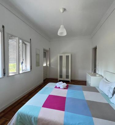 Paranhos House | Relógio Guest House