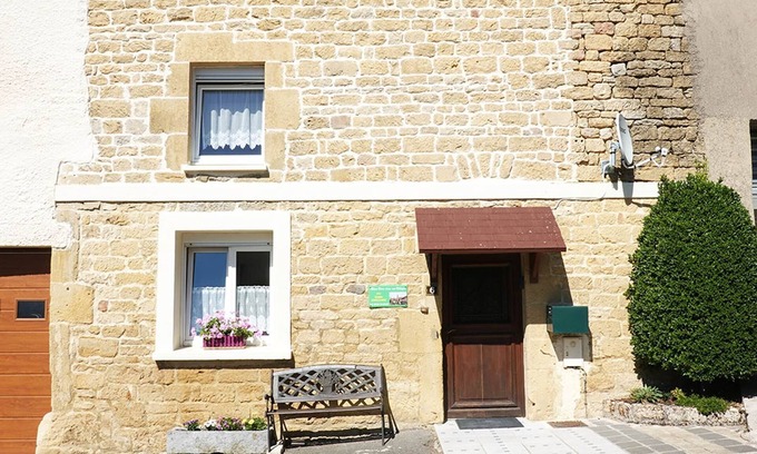 Marville House | Relais Ermesinde: Country gîte - 2-star rating