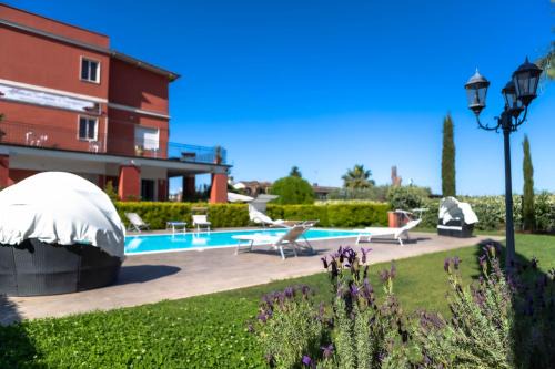 Zona XXV Vallerano House | Relais Villa Italia