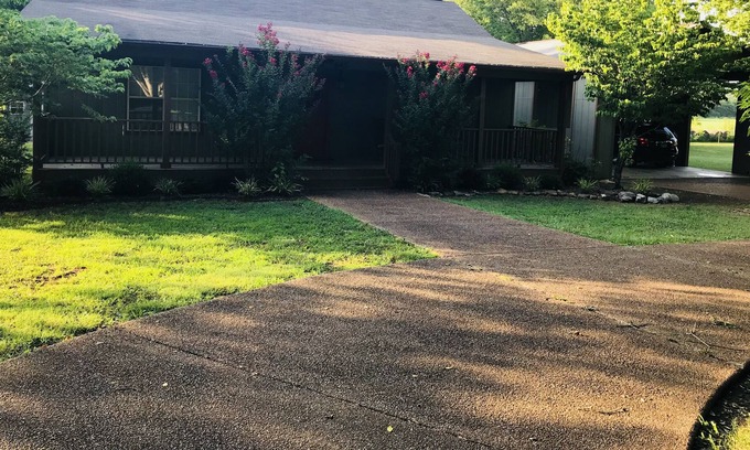 Boswell Cottage | Relax and enjoy the peace and quiet at the Triple H House.