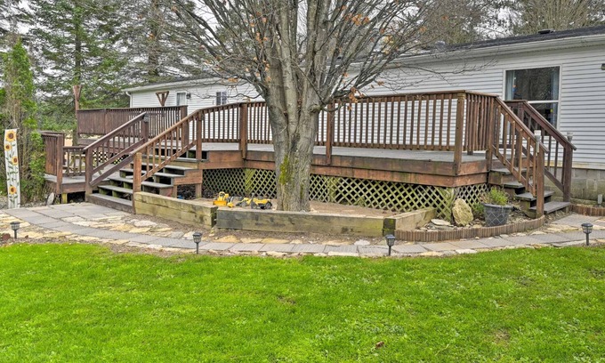 White Lake House | Relax at Northern Oasis! County Setting. Near Lakes, Wolf River & ATV/UTV Trail.