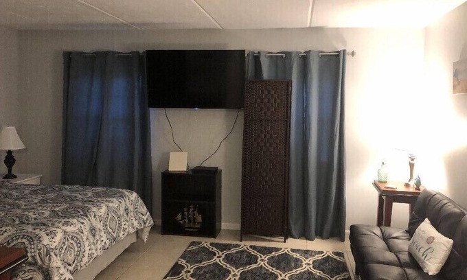 Surfside Beach Apartment | Relax at SeaRenity