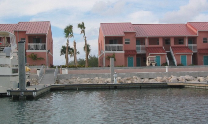 South Bimini House | Relax- Forget All of Your Troubles!
