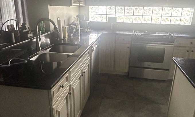 Ridgewood Lakes House | Relax in this 3-bedroom Davenport Home