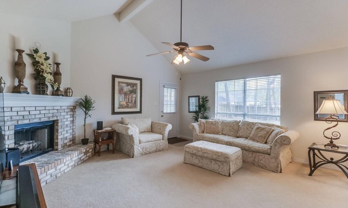 Ocean Springs House | Relax in Your Private Paradise