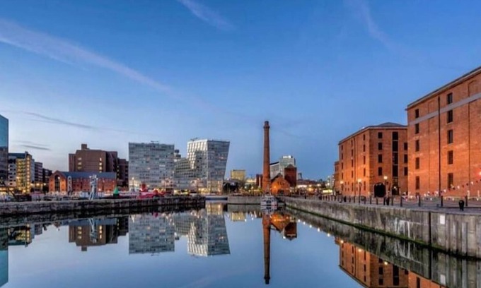 Kirkdale House | Relax Inn Liverpool.