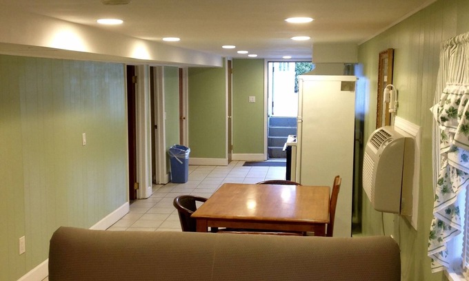 Webster Crossing Hotel | Relax Inn