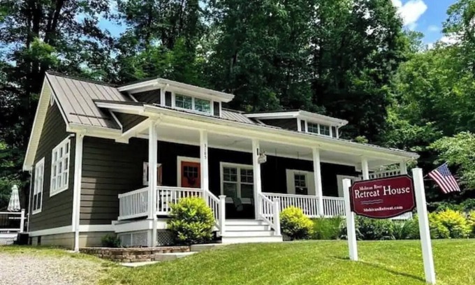 Loudonville House | Relax Mohican Riverside ~ stunning Views~ hot tub ~ wifi