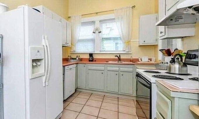 Mason House | Relax near thrills! One bedroom retreat, quick 10 min ride to Kings Island.
