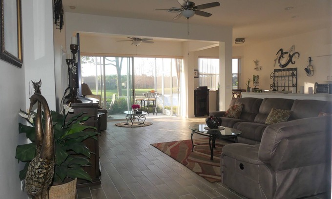 Biggar House | Relax on your lanai after a round of golf and enjoy our beautiful SWFL sunsets!