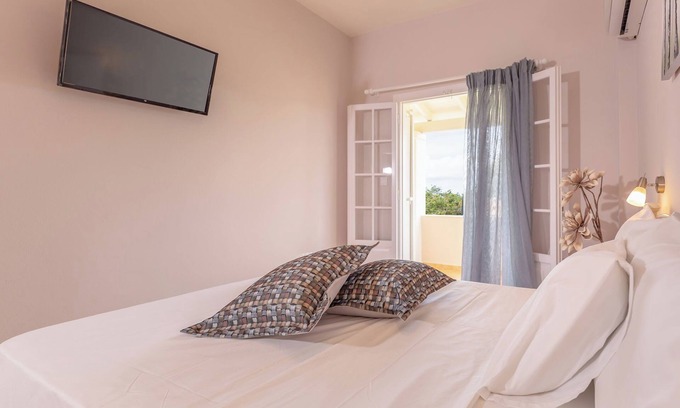 Roda Apartment | Relax Studios ARMONIA - 1st floor apart