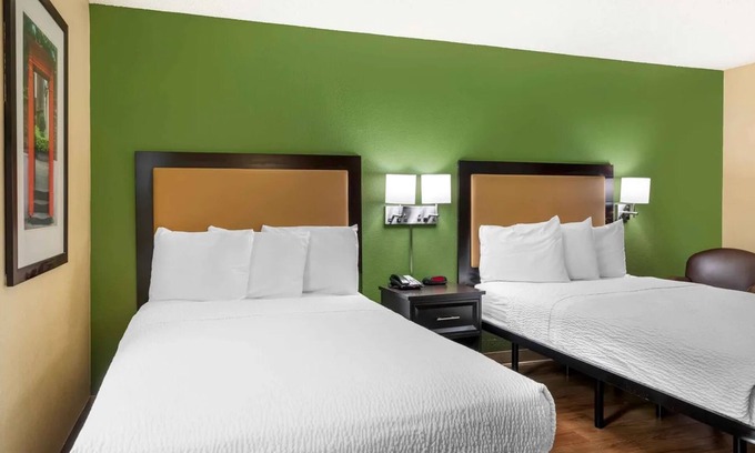 La Mirada Hotel | Relax Suites Extended Stay - La Mirada