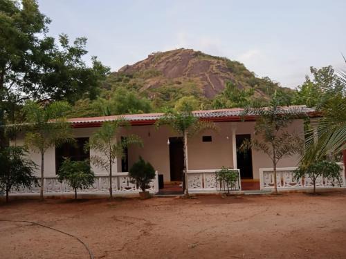 Dambulla House | Relax Villa
