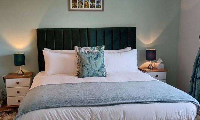 Llanfyrnach Apartment | Relax with amazing views! 1-Bed Studio in Tegryn
