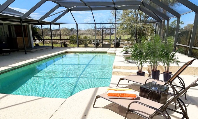 Navarre House | Relaxing 4BR Pool Home on Golf Course near Beach