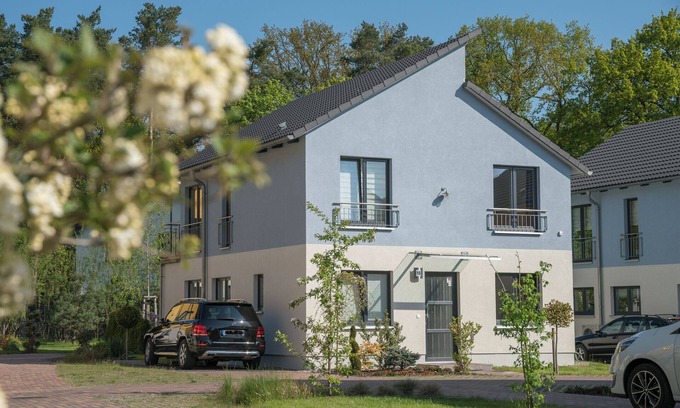 Treptow-Koepenick House | Relaxing family holiday in the idyllic house 1 Esche in Berlin!