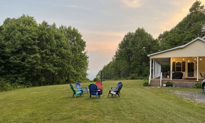 Altamont House | Relaxing home in Linville Falls - Doe Hill Retreat