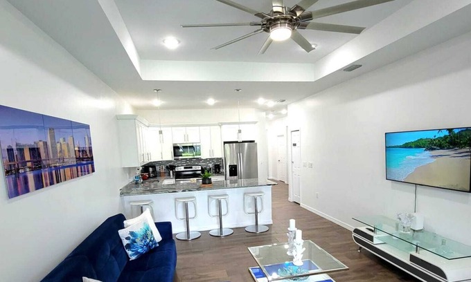 Westminister House | Relaxing house, the tranquility that exists helps you refresh your thoughts.