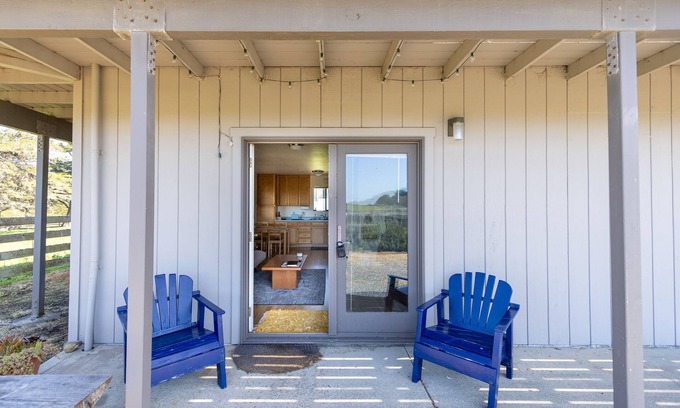 Fort Bragg Apartment | Relaxing Ocean Hideaway - Full Studio with Beach Access!