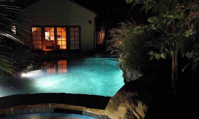 Topanga House | Relaxing Topanga getaway: remodeled kitchen/bath, pool, Jacuzzi, close to beach!