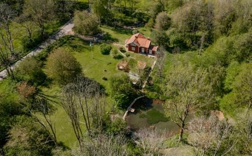 Lerdala House | Relaxing Villa With Fireplace And Private Stream