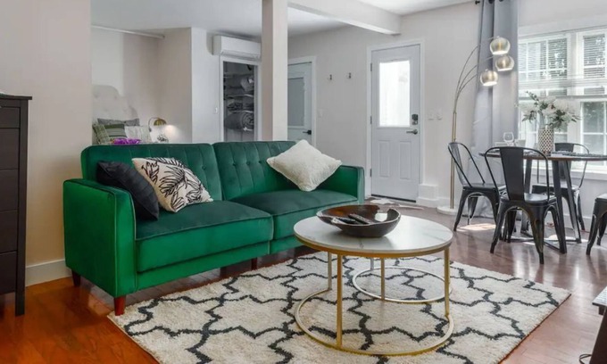 Derry Apartment | Relaxing Wooded Retreat with Hot Tub