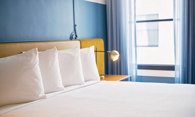 Theater District Hotel | Relish San Francisco Comforts from Heart of Nob Hill