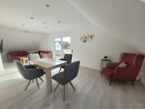 Bad Arolsen Apartment | Reload Apartments - großzügige Ferienwohnung im Remmeker Feld