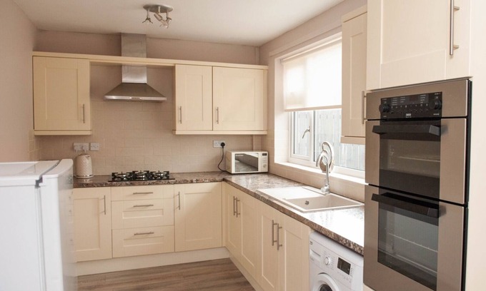 Beverley House | Remarkable 3-bed House in Beverley