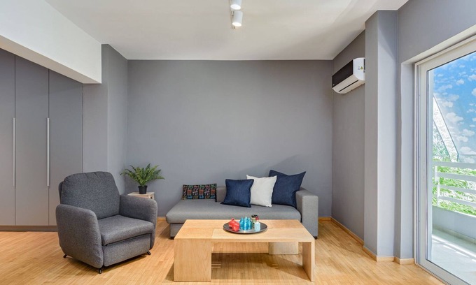 Koukaki Villa | Remarkable Athens Apartment | 1 Bedroom | Apartment Koukei | Balcony | Koukaki.