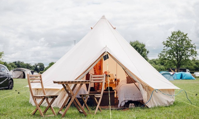 Henley-on-Thames RV Rental | Remenham Farm Glamping Tent 5 - During Henley Royal Regatta 2024