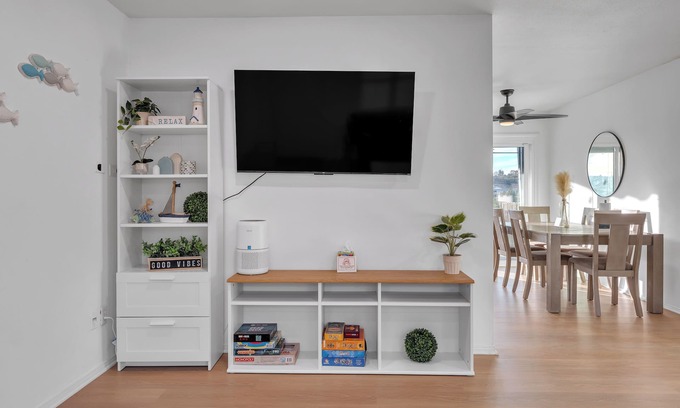 Poway House | REMODELED Hilltop Home Hot Tub/BBQ/Game Room/Self Check-In