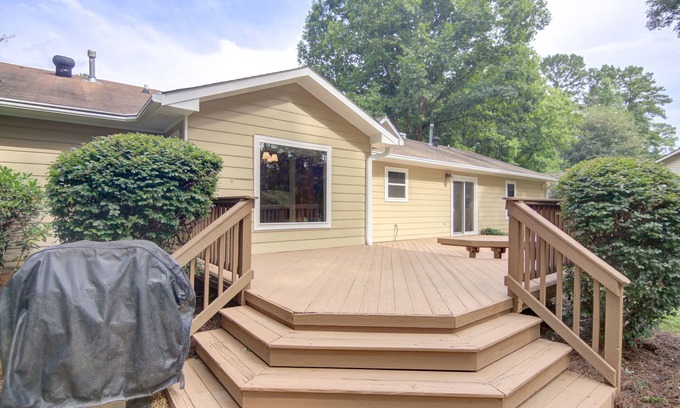 Peachtree City House | REMODELED PEACHTREE CITY HOME ON GOLF COURSE