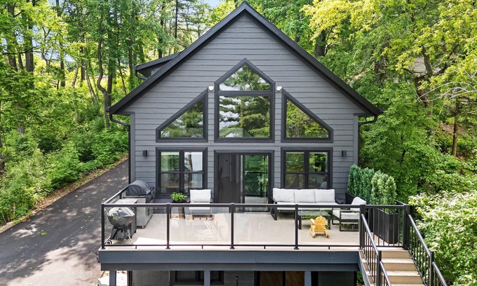 Markesan House | Remodeled Tuleta Hill Gem