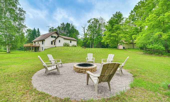 Hulbert Township House | Remote & Peaceful Getaway w/Games in Eckerman