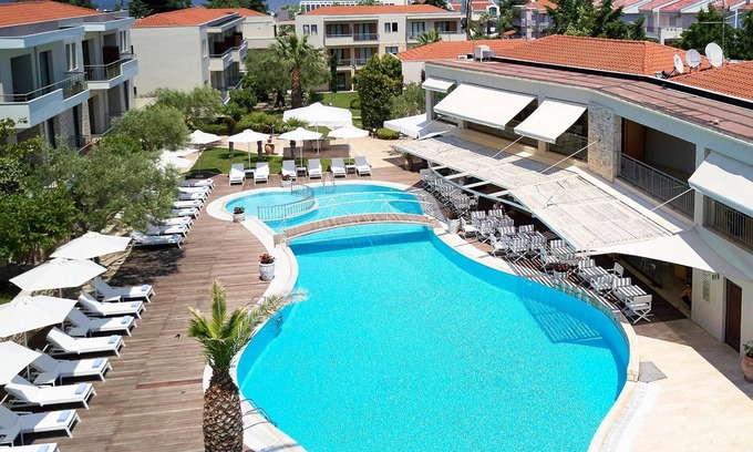Haniotis Apartment | Renaissance Hanioti Resort