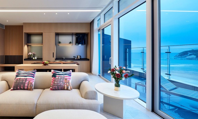 Goseong-gun Hotel | Renebleu by Walkerhill