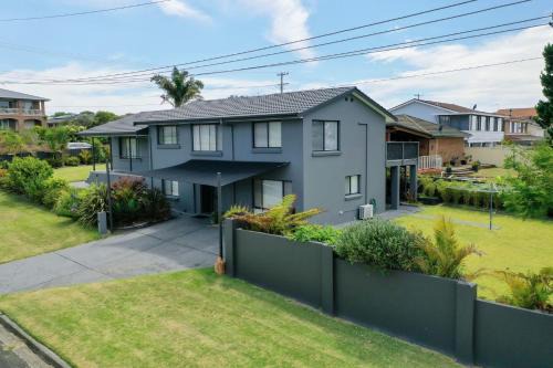 Ulladulla House | Rennies Sands