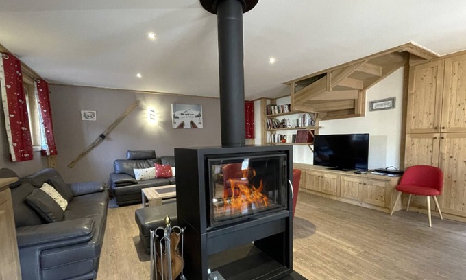 Saint-Marcel Ski Chalet | Renovated chalet with sauna, garage & Wi-Fi - Saint-Martin-de-Belleville