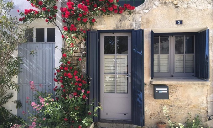 Saint-Georges-d'Oleron House | Renovated traditional house with character