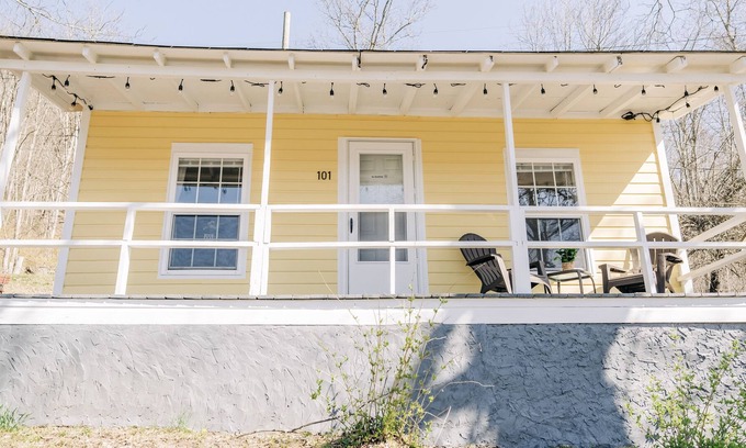 Gaines Cabin | Renovated 1-Bed Mountain Cabin
