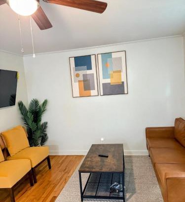 Durham House | Renovated 2 Bed Walltown Home Walk To Duke! B