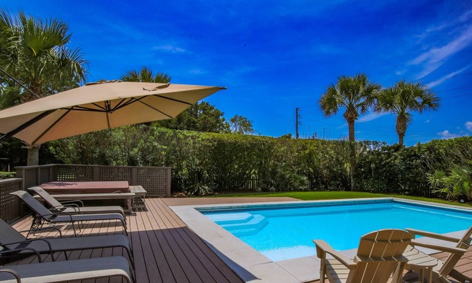 Sullivan's Island House | Renovated 28+ Night Beach Home w/ Private Pool, Hot Tub, 2 Master Suites, 3 Porches & Roof Deck!
