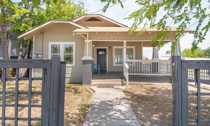 Near East Side Cottage | Renovated 2br/2ba Near Downtown