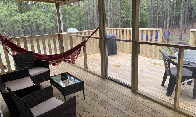 High Springs House | Renovated 3 BR Near Ginnie Springs