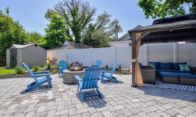 Villas House | Renovated Bay Duplex Kayaks Fishing Poles Beach Equipment!