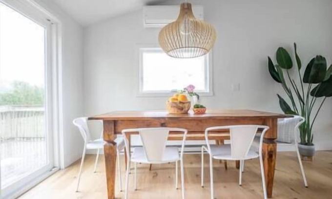 Eastward Look House | Renovated Cottage | 3BD/1BA