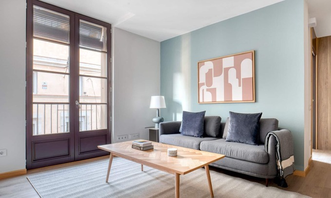 El Born Apartment | Renovated El Born 2BR nr Port Vell, by Blueground