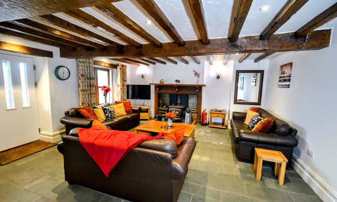 Holmrook House | Renovated Farmhouse in Picturesque Eskdale Valley